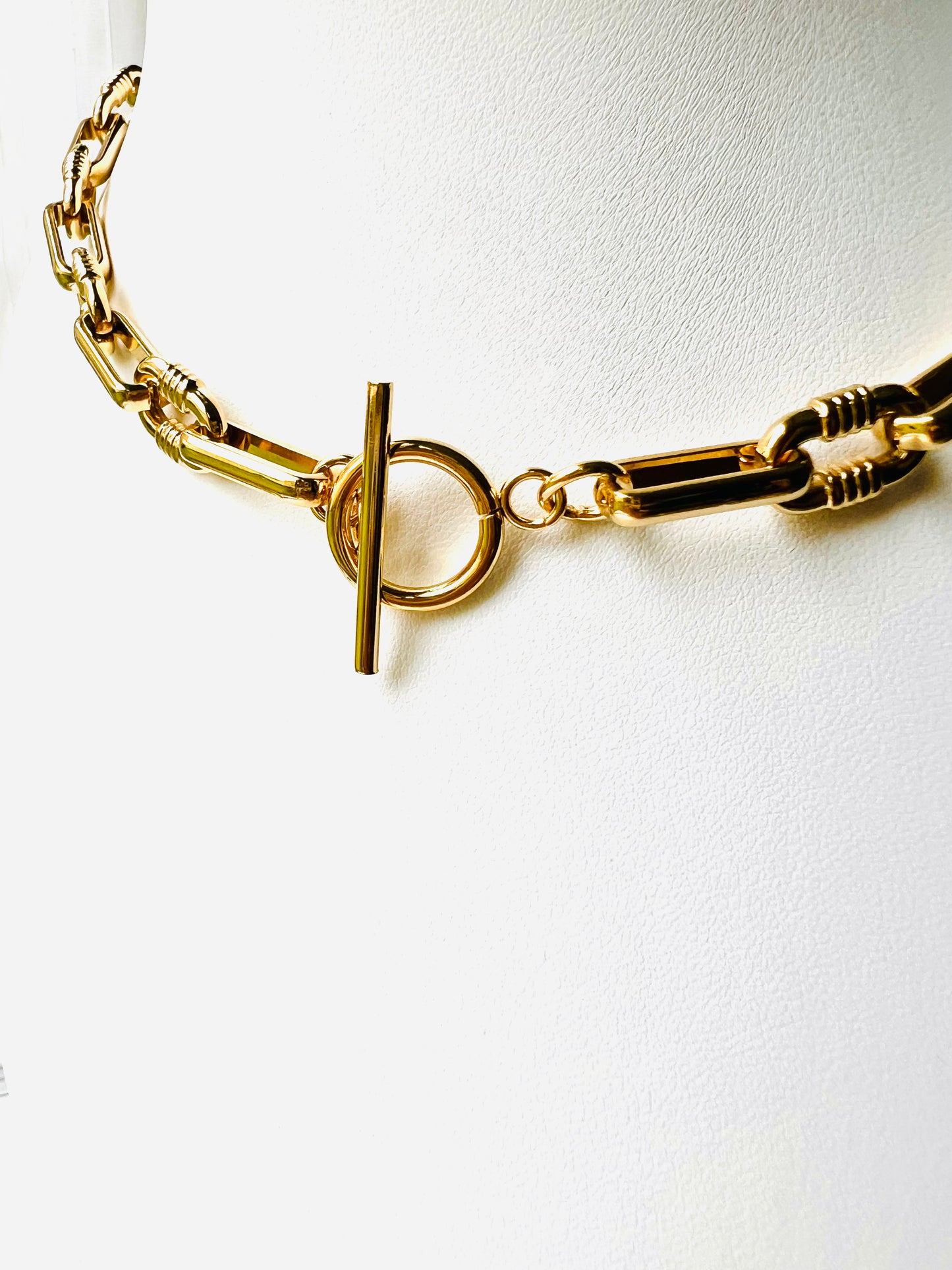 Collier Sesile