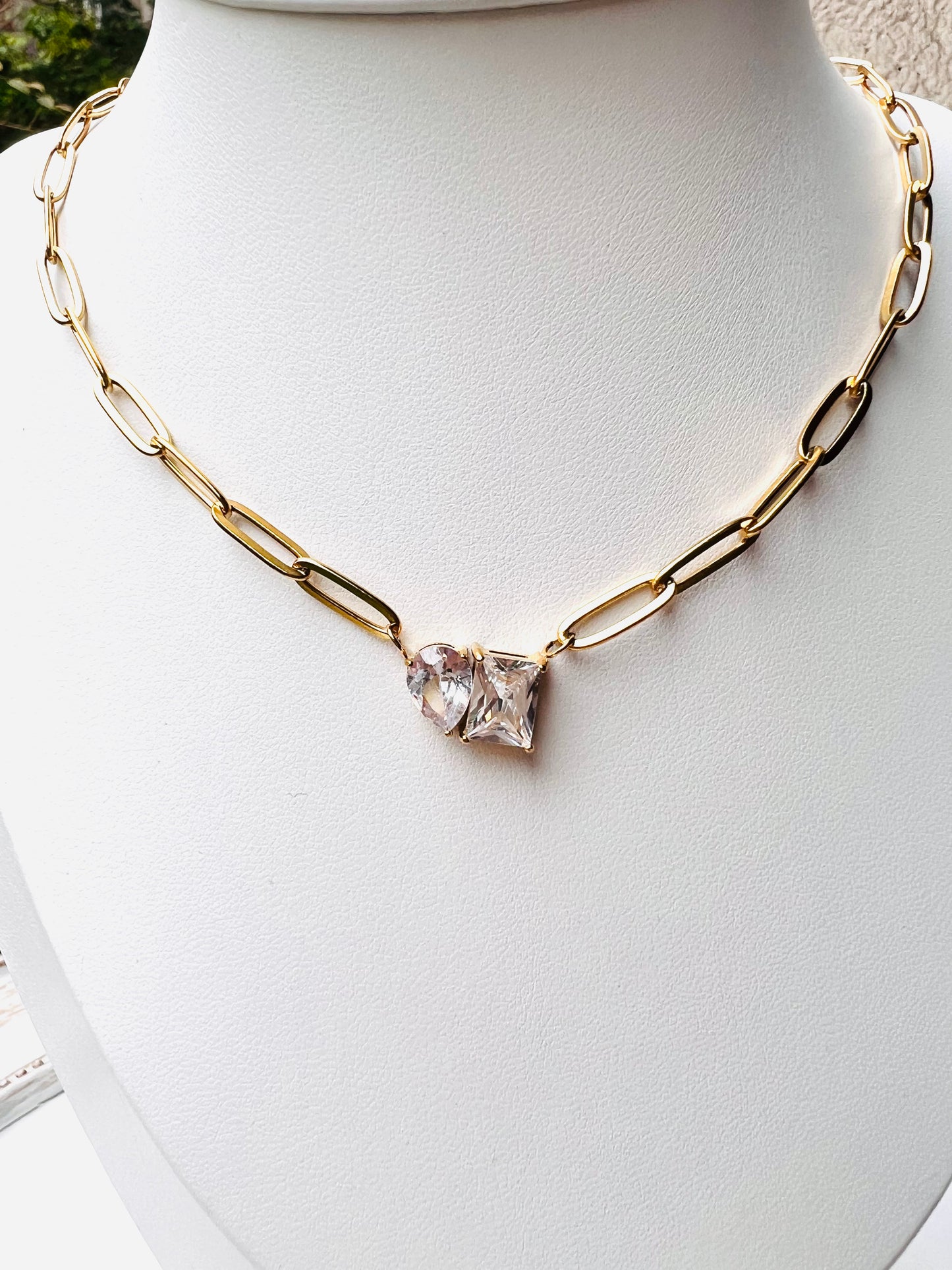 Collier romance