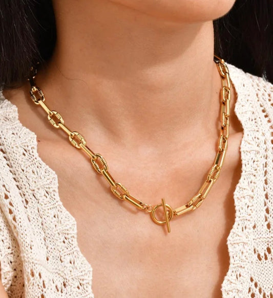 Collier Sesile